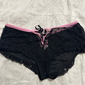 Never Naked Hipster Panties Size Small